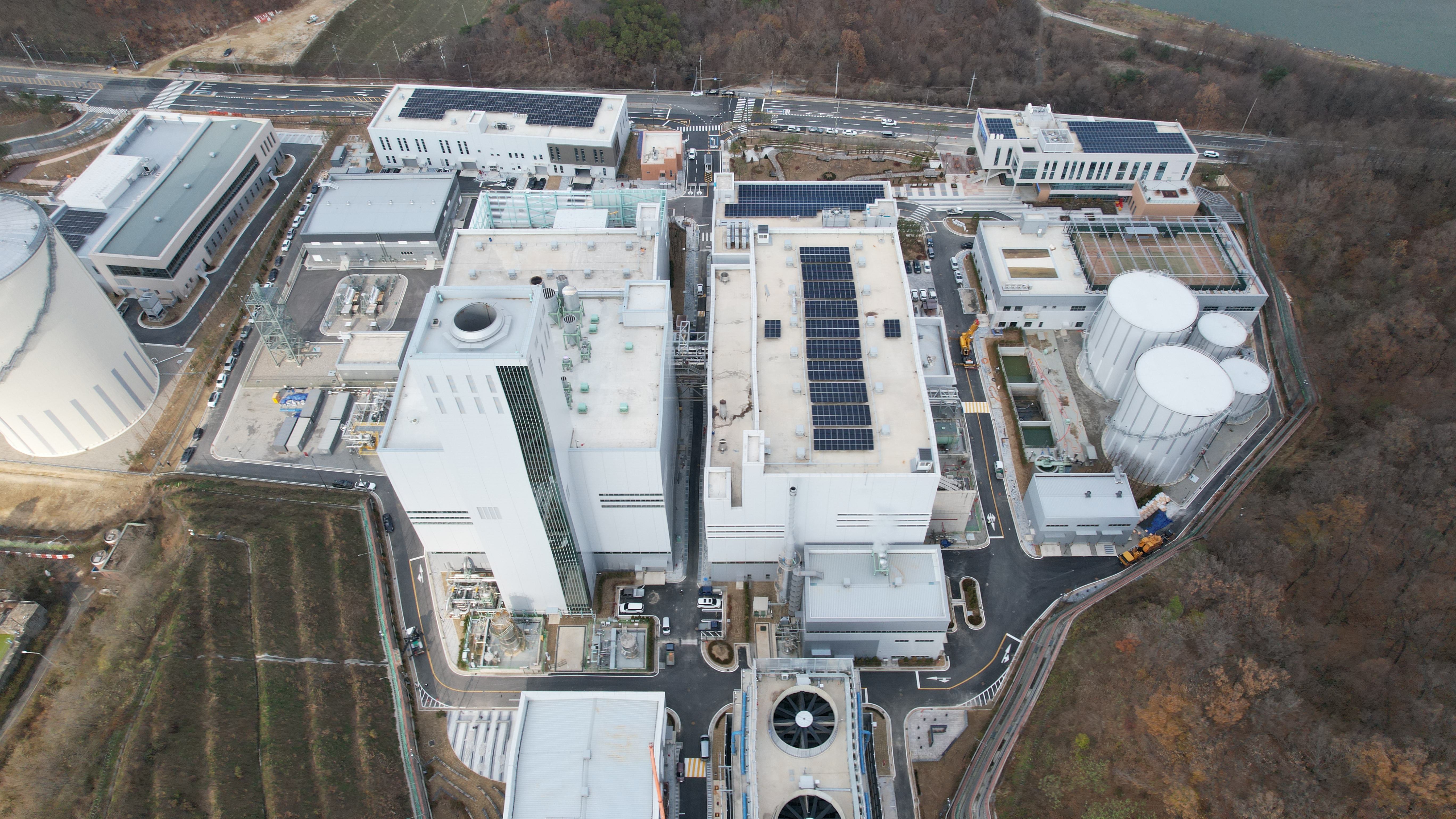 케이블 트레이 및 전선관 작업 사진